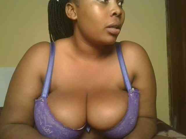Queenlily25 webcam