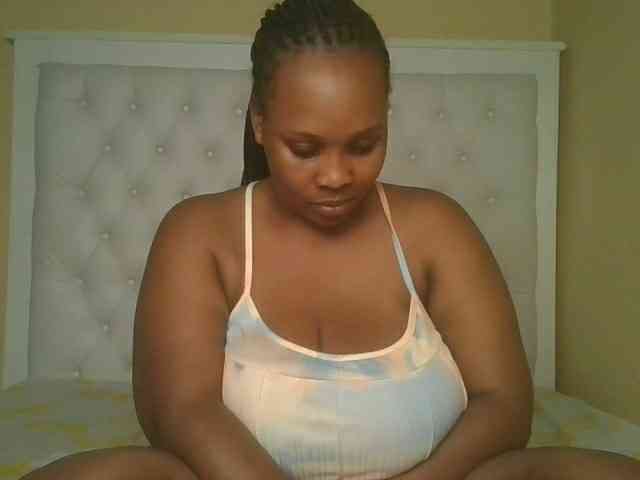 Queenlily25 Queenlily25