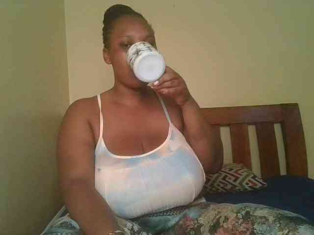 Queenlily25 Queenlily25