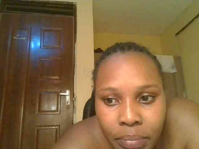 Queenlily25 webcam
