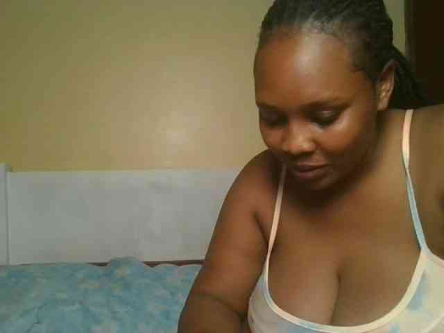 Queenlily25 webcam