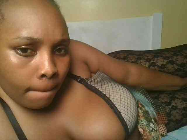 Queenlily25 webcam