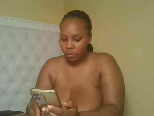 Queenlily25 Queenlily25