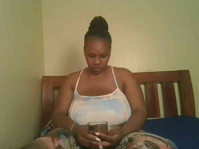 Queenlily25 Queenlily25