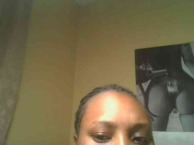 Queenlily25 webcam