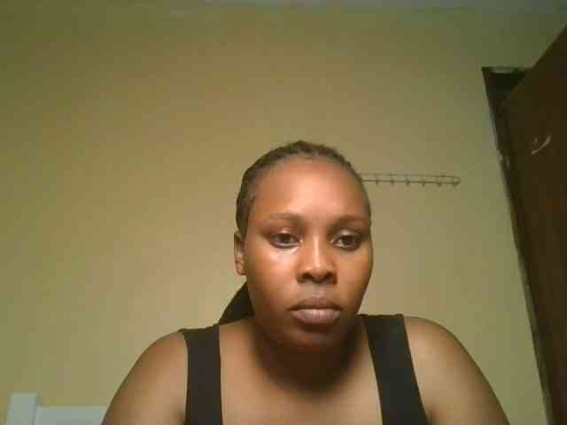 Queenlily25 webcam