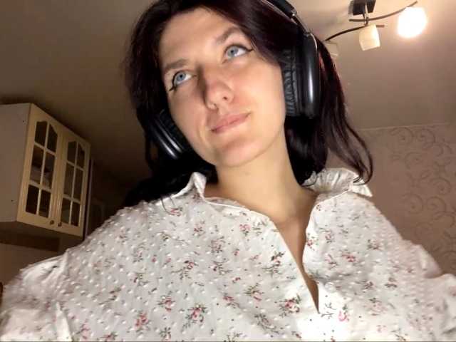COOL-TITS-YES