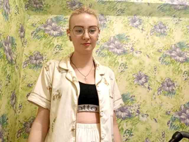 BEAUTIFUL-HALO webcam