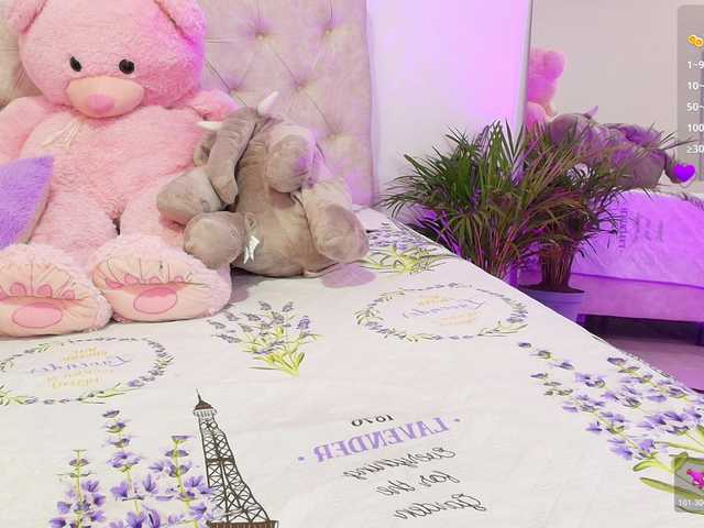 SoofiKiss from BongaCams is Freechat