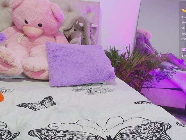 SoofiKiss's BongaCams show and profile