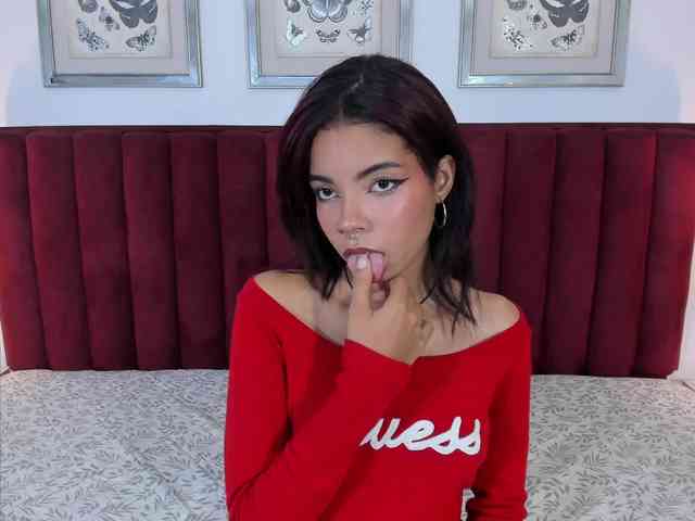 LittleDolly1 webcam