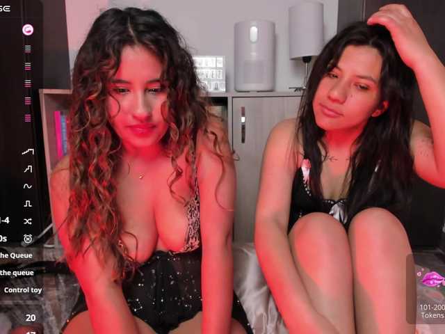 Masturbate to naked stripper Sara-and-cami Sara-and-cami from BongaCams