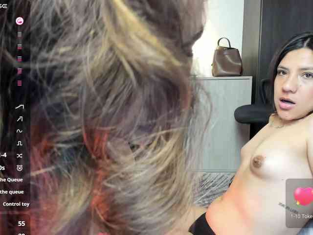 Sara-and-cami webcam