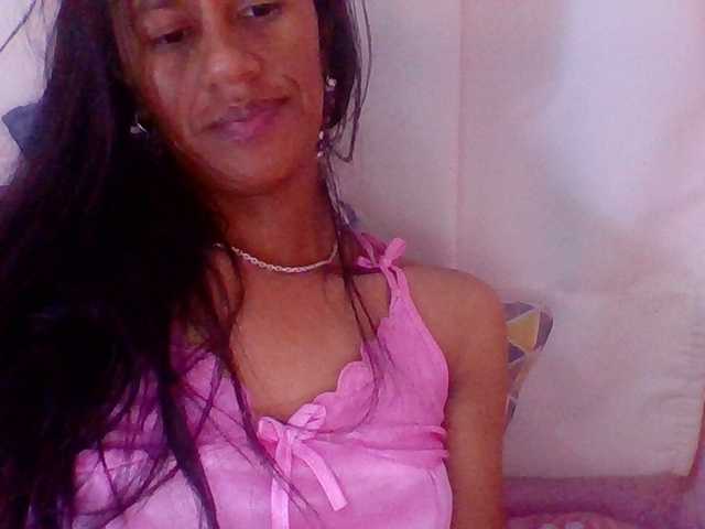 Muluna's BongaCams show and profile