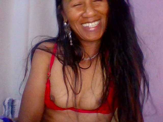 Muluna from BongaCams