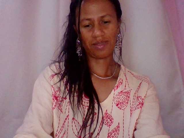 Muluna from BongaCams