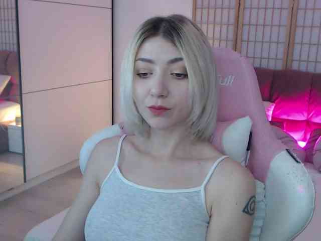 alice-doll webcam