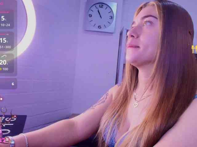 Elly-Astown webcam