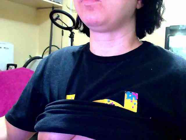 Vicctorialove webcam