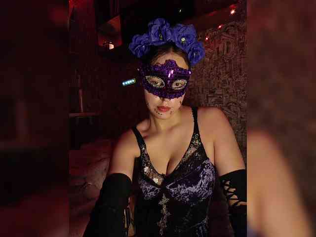 Lalilith18 webcam