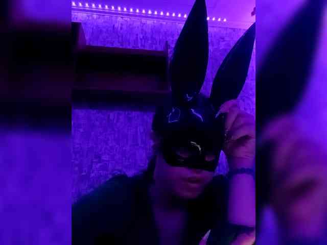 Lalilith18 webcam
