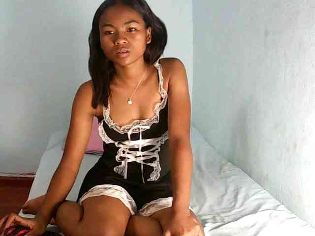 BabyQueen webcam