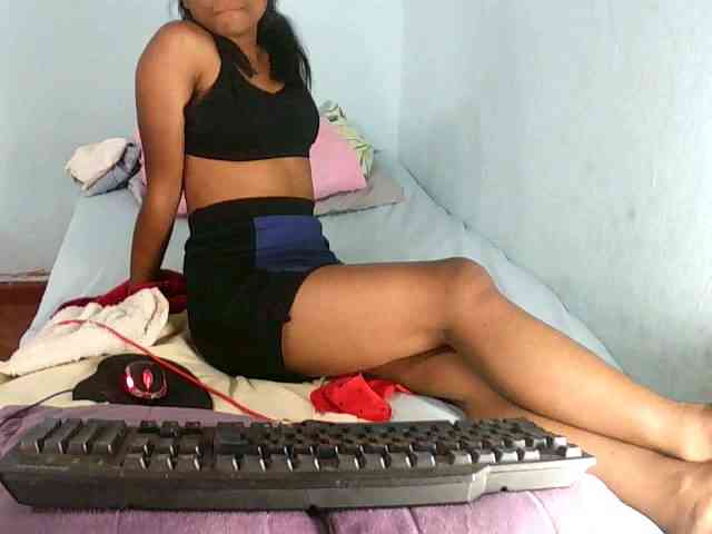 BabyQueen webcam