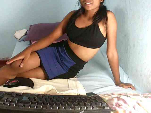 BabyQueen webcam