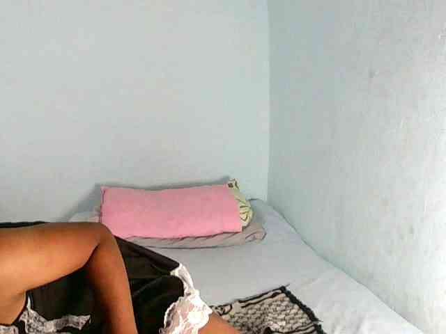 BabyQueen webcam