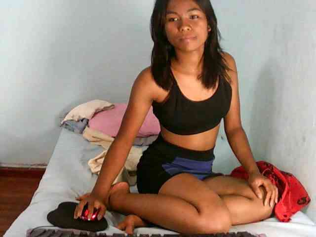 BabyQueen webcam