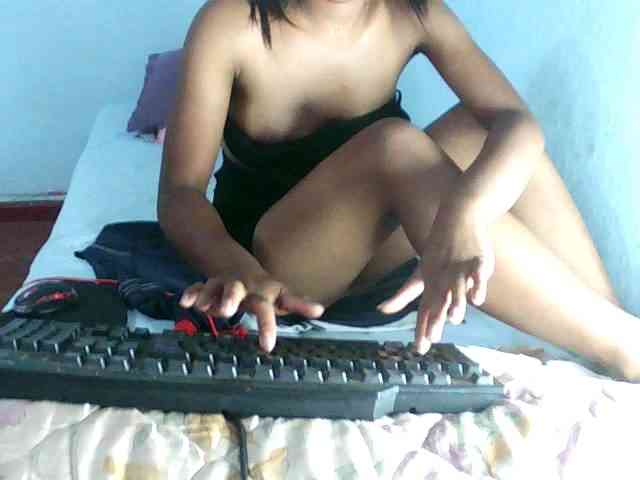 BabyQueen webcam