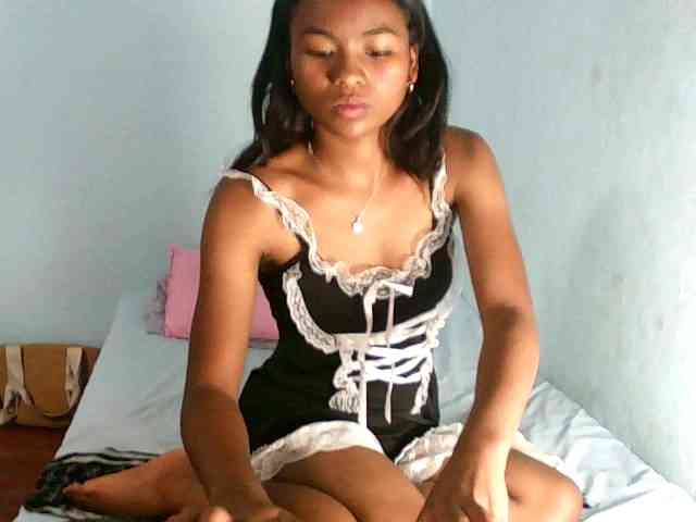 BabyQueen webcam
