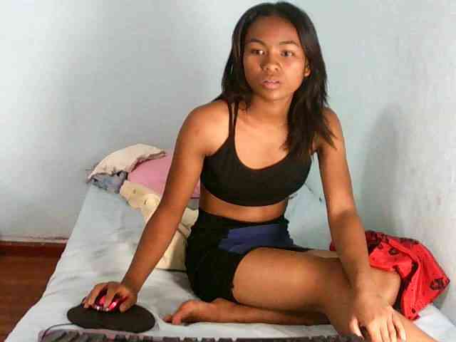 BabyQueen webcam