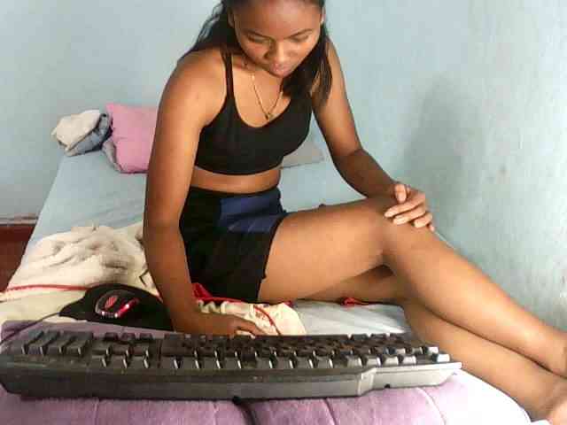BabyQueen webcam