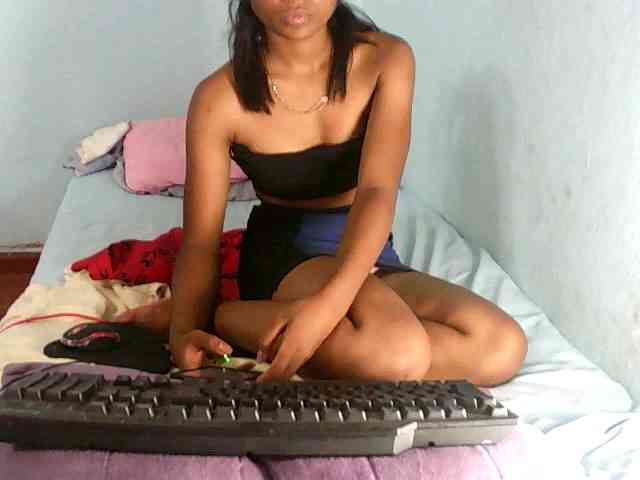 BabyQueen webcam