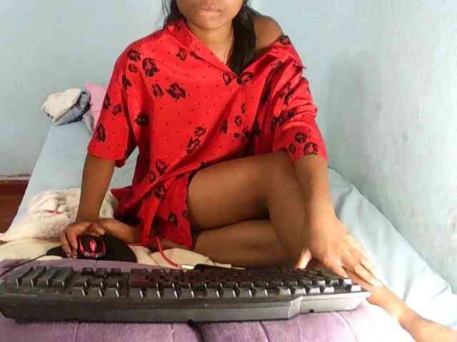 BabyQueen webcam
