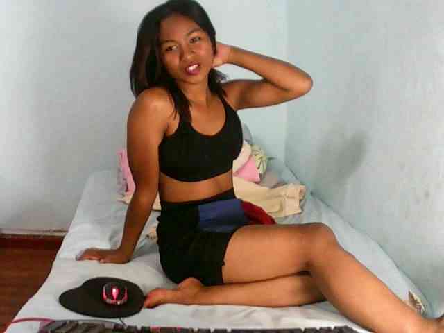 BabyQueen webcam