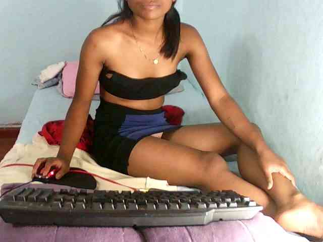 BabyQueen webcam