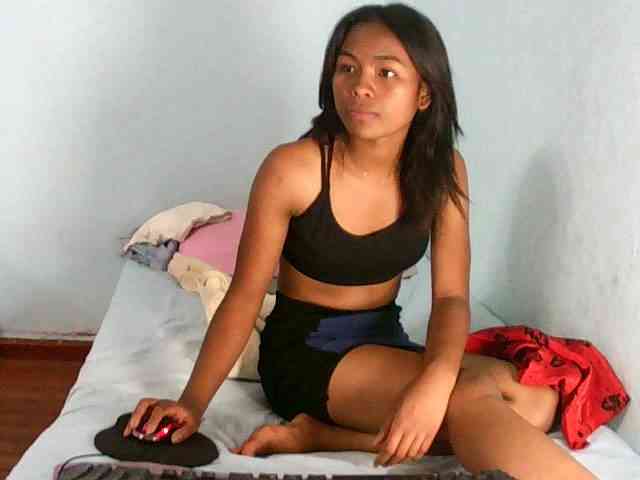 BabyQueen webcam