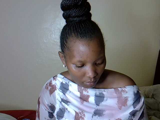 Sexxyqueenss webcam bongacams model stream image