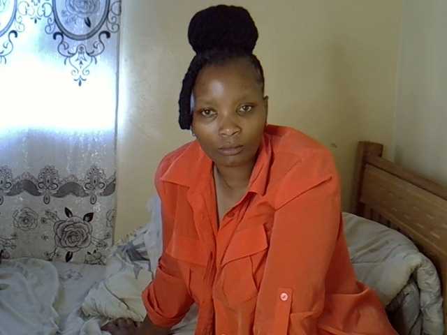 Sexxyqueenss webcam bongacams model stream image