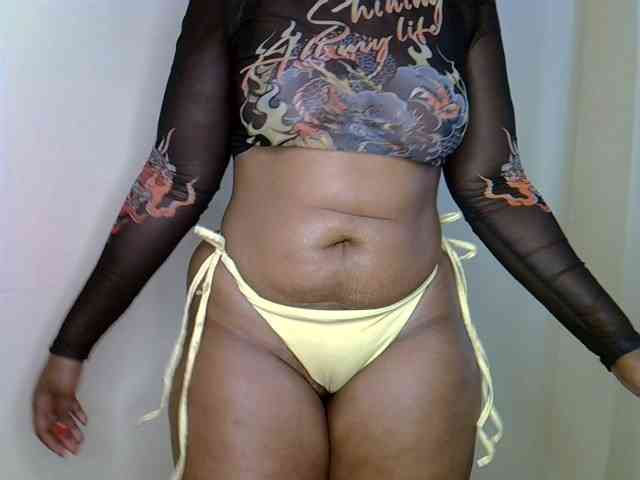 Sexxyqueenss webcam