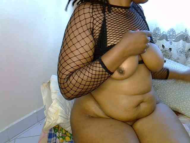 Sexxyqueenss webcam