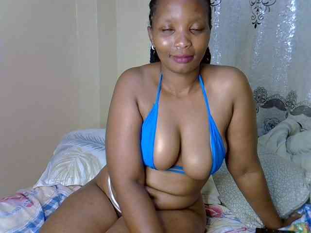 Sexxyqueenss webcam