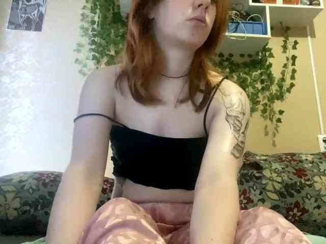 ShelliKvek webcam