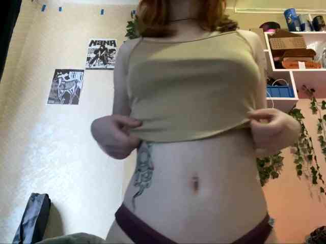 ShelliKvek webcam