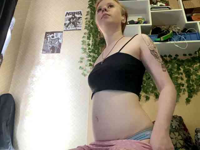 ShelliKvek webcam