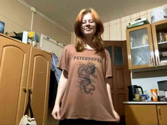 ShelliKvek webcam