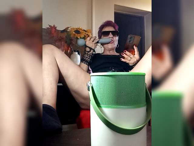 PanteraNeagra's BongaCams show and profile