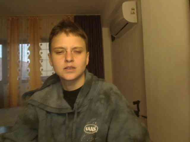 sarahb webcam